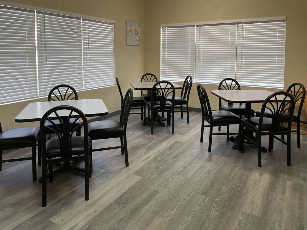 Econo Lodge Inn & Suites Sweetwater I-20 Restaurant foto